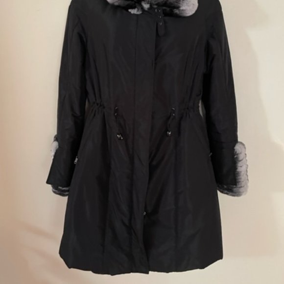 Winter coat with real fur - Picture 7 of 17